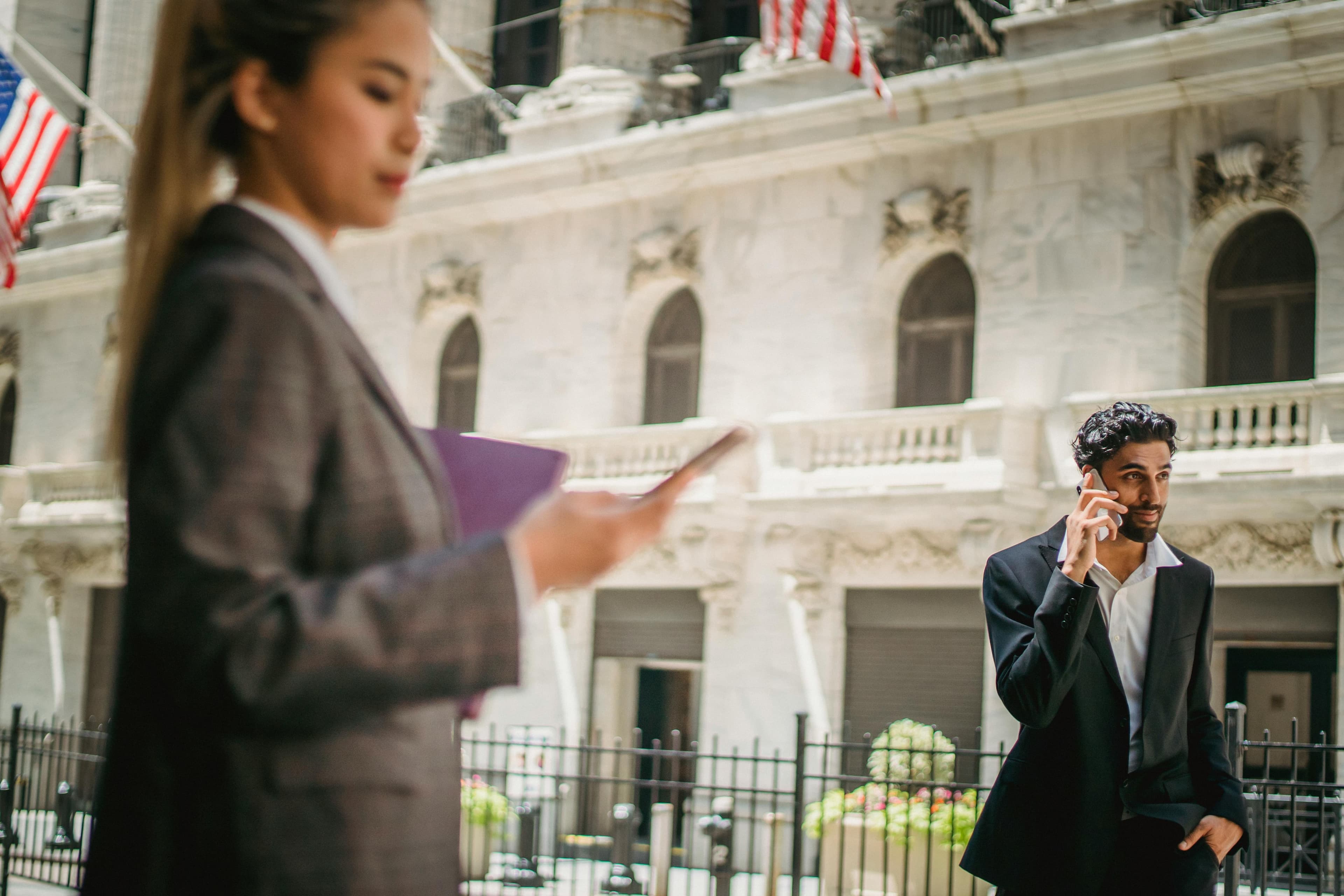  Freelancing vs Full-Time Jobs in 2025: What Should You Choose?